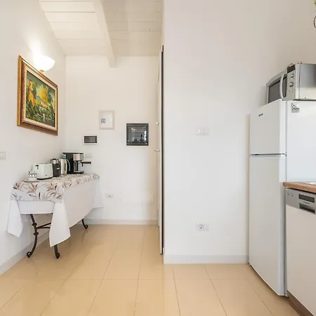 Casa Giovele Apartman *